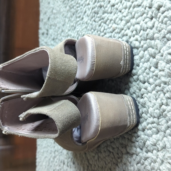 Antelope shoes, size 40, style421 - Picture 5 of 5